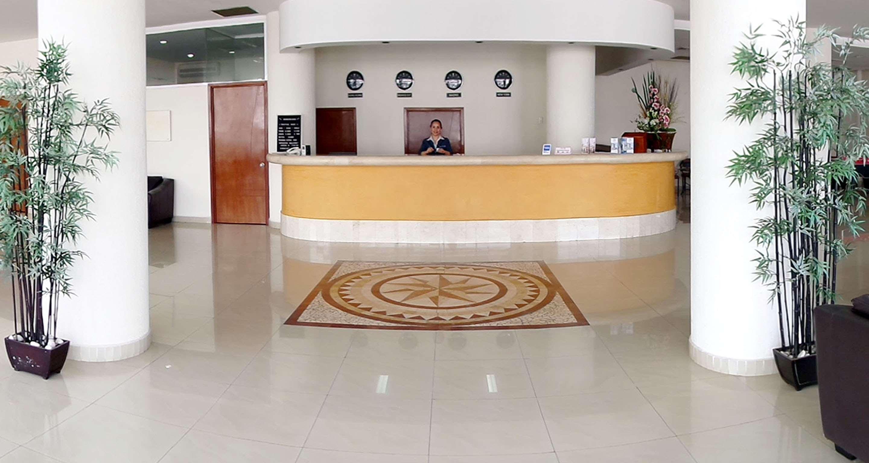 Best Western Patong Beach Екстериор снимка