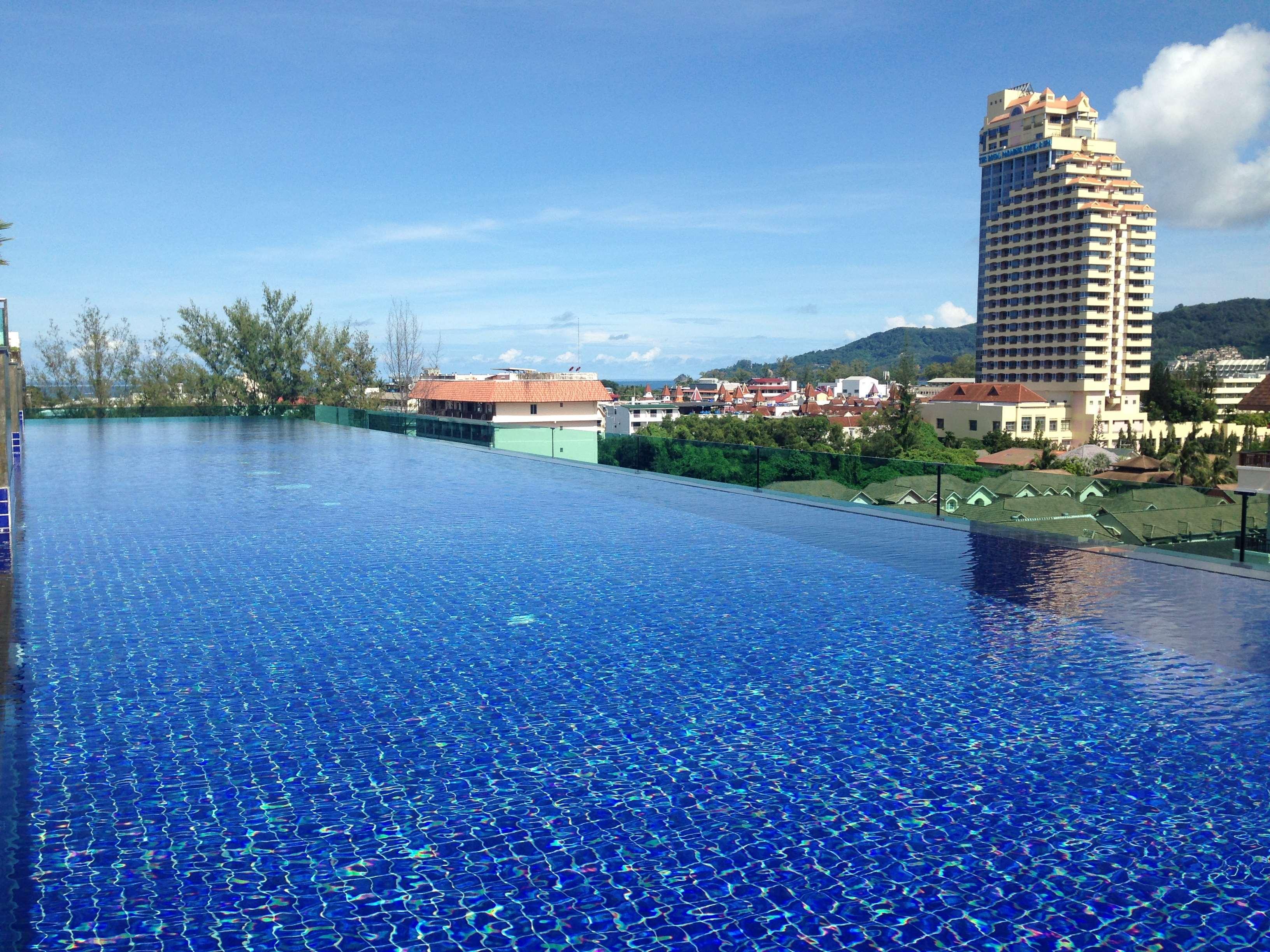 Best Western Patong Beach Екстериор снимка