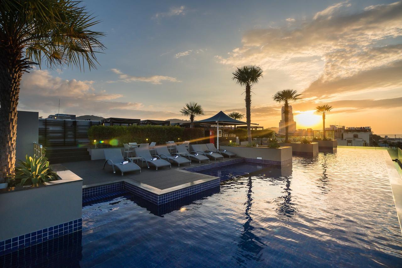 Best Western Patong Beach Екстериор снимка
